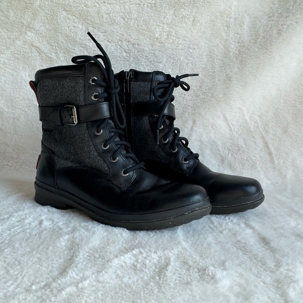 UGG WOMEN'S BLACK KESEY FASHION BOOTS
